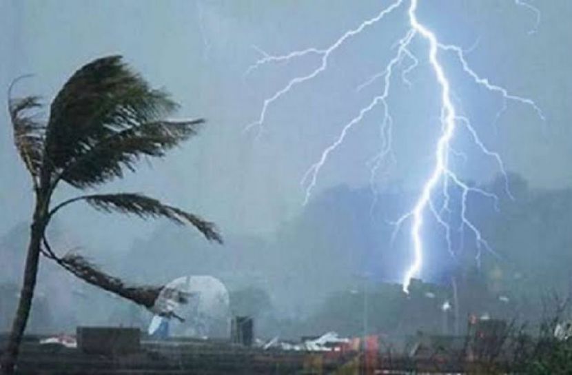 দেশজুড়ে ঝড়ো হওয়াসহ বজ্রবৃষ্টির আশঙ্কা