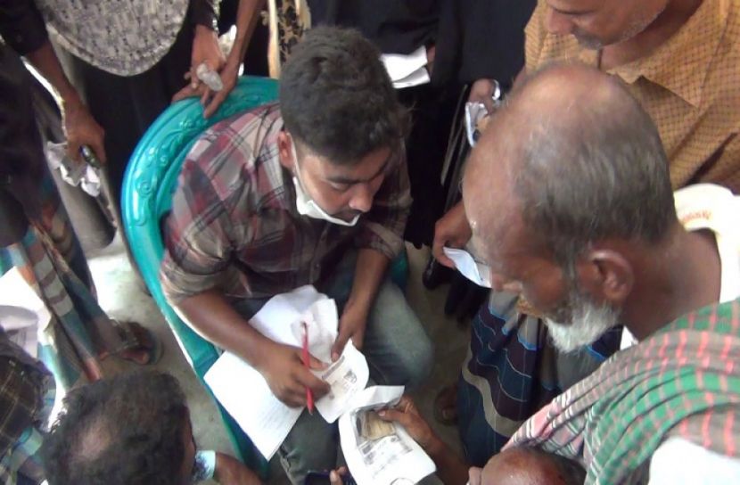 টাকা ছাড়া মেলে না বয়স্ক-বিধবা ভাতার কোড