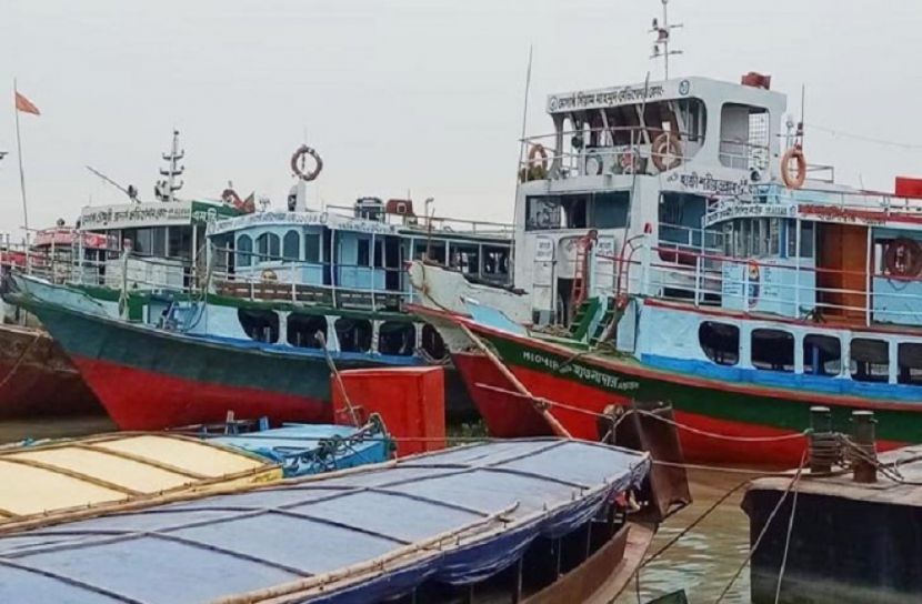 বাংলাবাজার-শিমুলিয়া রুটে লঞ্চ চলাচল বন্ধ