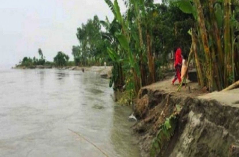 ভাঙনের মুখে মানিকগঞ্জের ৩টি গ্রাম