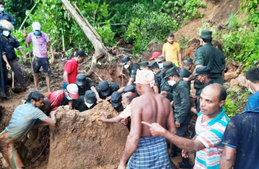 শ্রীলঙ্কায় ভূমিধসে নিহত ১৭