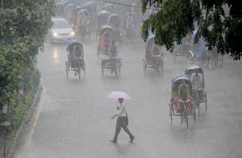তিন বিভাগে ভারি বৃষ্টির আভাস