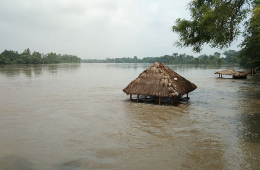নদীতে  পানি বৃদ্ধি, কাল থেকে ভারি বৃষ্টি