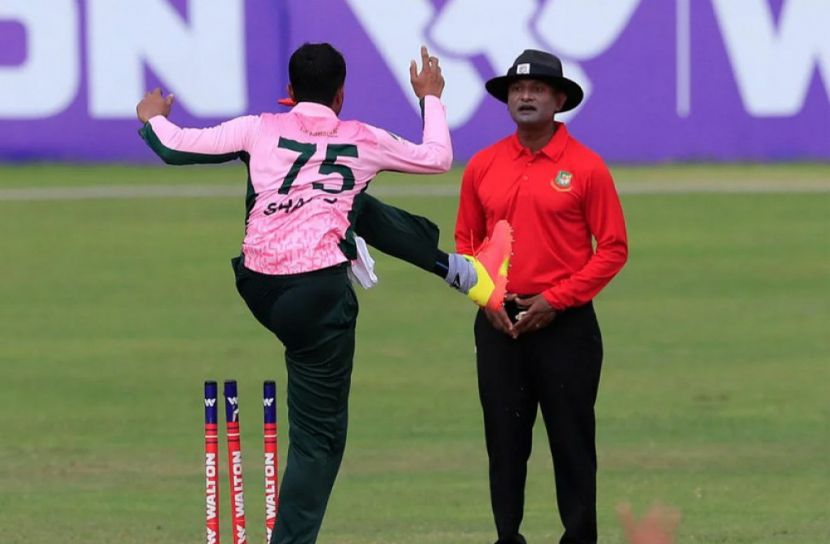 সাকিবকে ভারতীয় ক্রিকেটারের খোঁচা