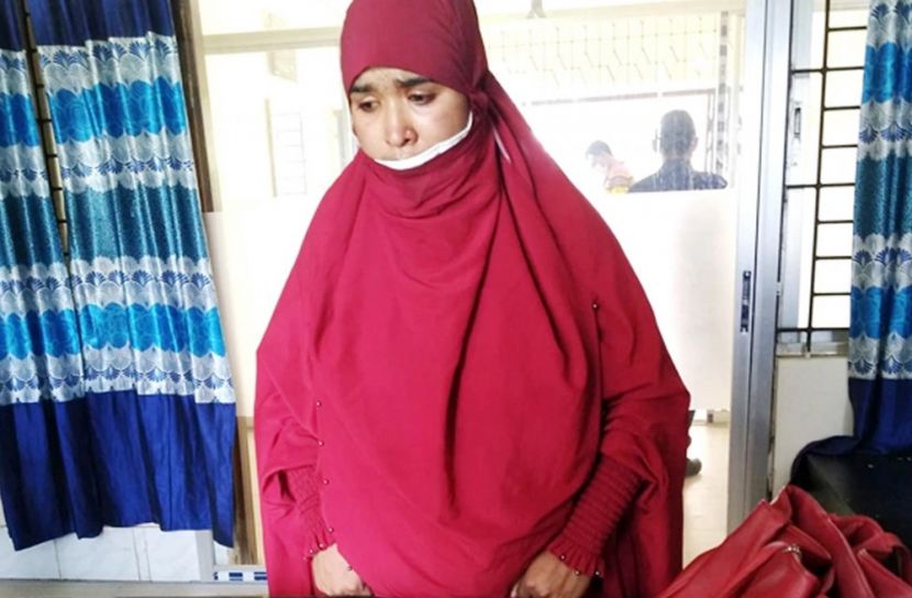 আটক স্বামীকে ইয়াবা দিতে গিয়ে ধরা স্ত্রী