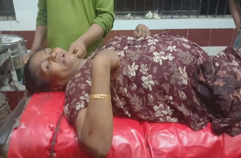 নারীর কান কেটে স্বর্ণালঙ্কার লুট