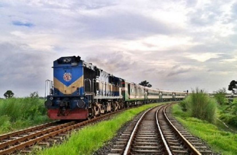 লকডাউনে যেভাবে চলবে ট্রেন