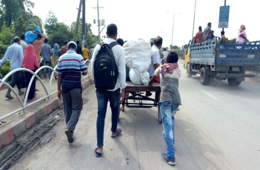 অবর্ণনীয় জনদুর্ভোগ