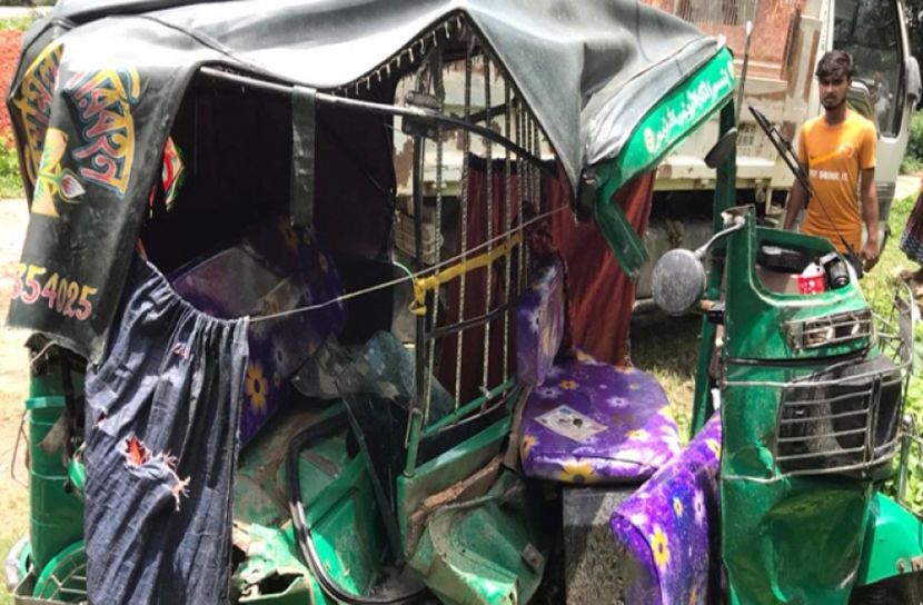 লাকসামে সড়ক দুর্ঘটনায় নিহত ১