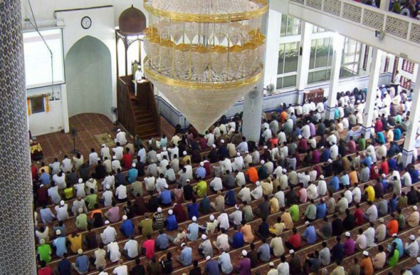 জুমার দিনে আমল ও ফজিলত