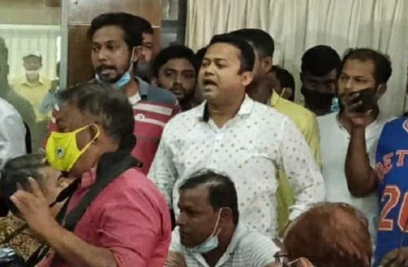 প্রকাশ্য জাফরুল্লাহকে হুমকি