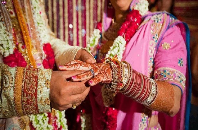 খাসির মাংস নেই,  অন্য নারীকে বিয়ে