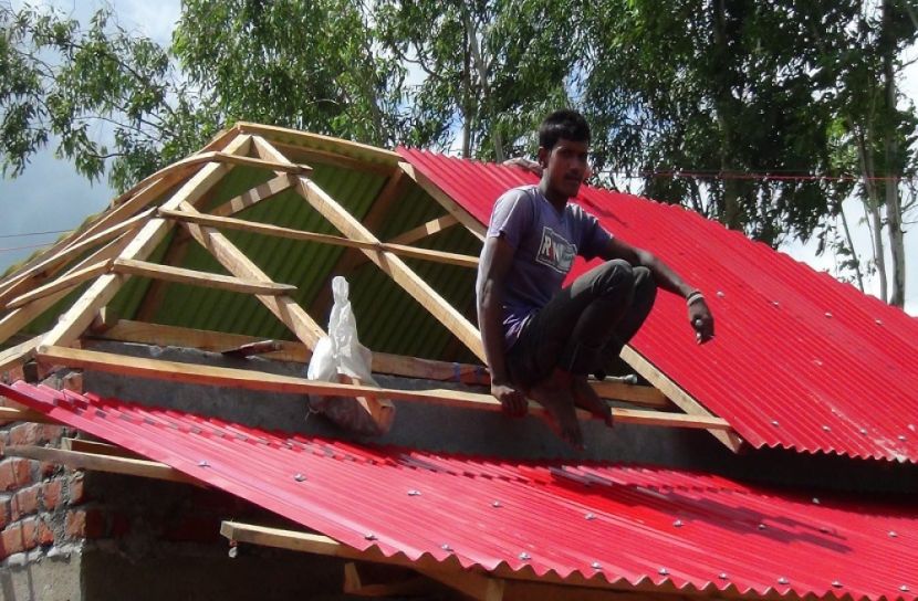 অসমাপ্ত রেখেই আশ্রয়ণের ঘর হস্তান্তর