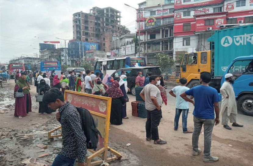 ৩০ টাকার ভাড়া ৭০ টাকা 