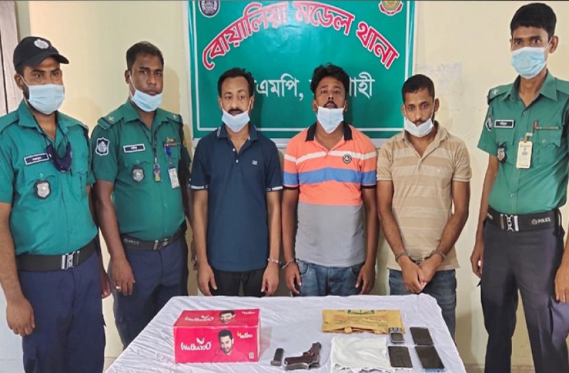 ভাইরাল ভিডিও দেখে পিস্তলসহ গ্রেফতার ৩