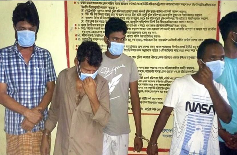সাবেক ইউপি সদস্যসহ ৮ জুয়াড়ি গ্রেফতার