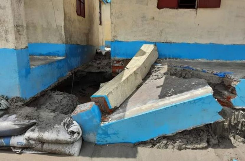 মুজিববর্ষ উপলক্ষে পাওয়া ঘর ধসে পড়েছে 