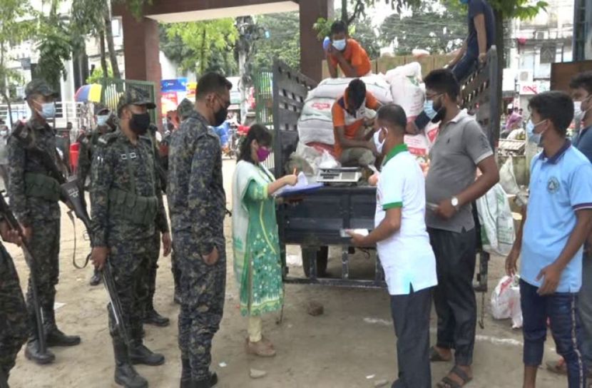 ব্রাহ্মণবাড়িয়ায় টিসিবির ট্রাকসেল কার্যক্রম শুরু