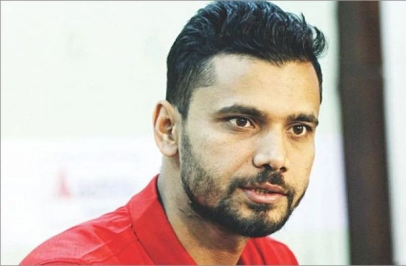 স্বাস্থ্যসেবা টিমকে বেতনের টাকা দিলেন ম্যাশ