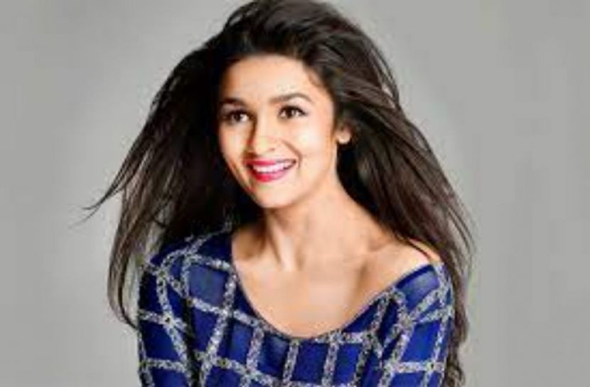 হলিউডের পথে আলিয়া