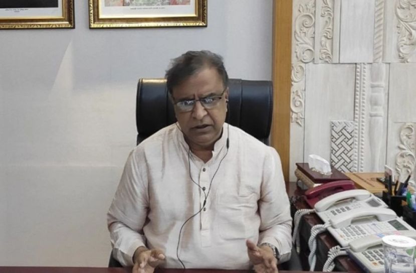 ১০৫ সংস্কৃতিকর্মীর অনুদান প্রদান