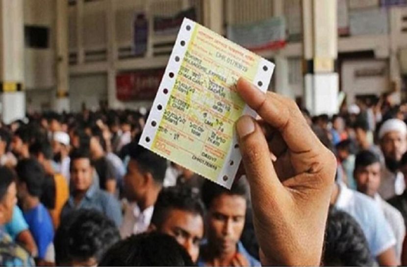 বুধবার থেকে ট্রেনে ঈদযাত্রার টিকিট