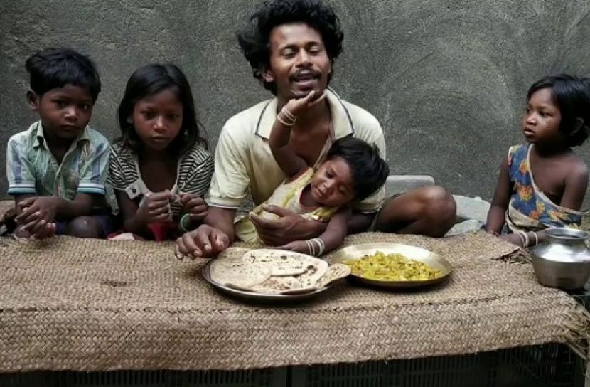 করোনায় কাজ হারিয়ে ইউটিউবার