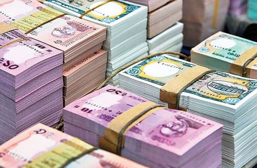 ঈদে উত্তাপ ছড়াচ্ছে নতুন টাকার নোট