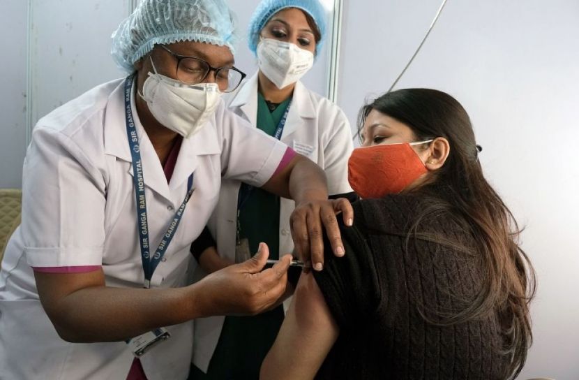 টিকার নিবন্ধন ছাড়ালো ১ কোটি ২ লাখ