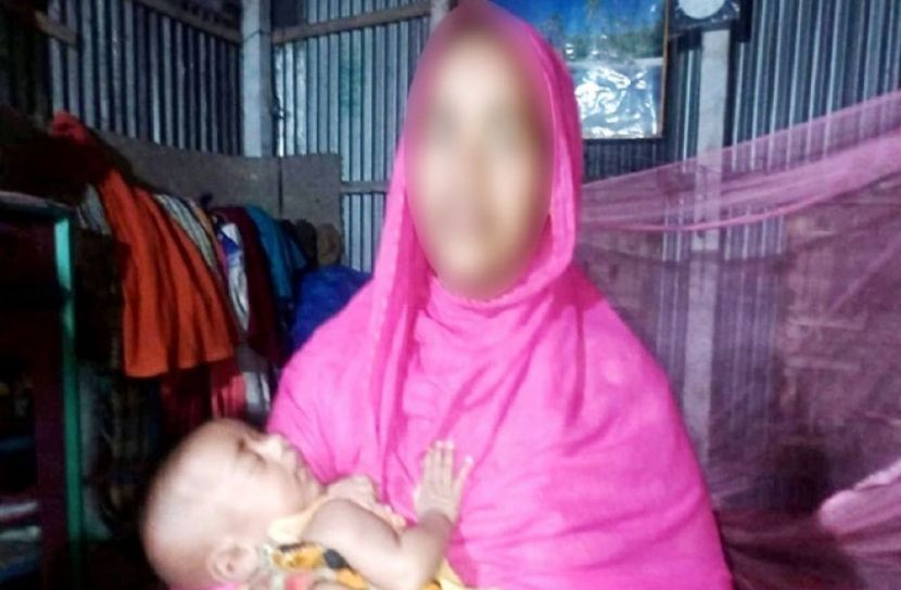 অভাবে সন্তান বিক্রি