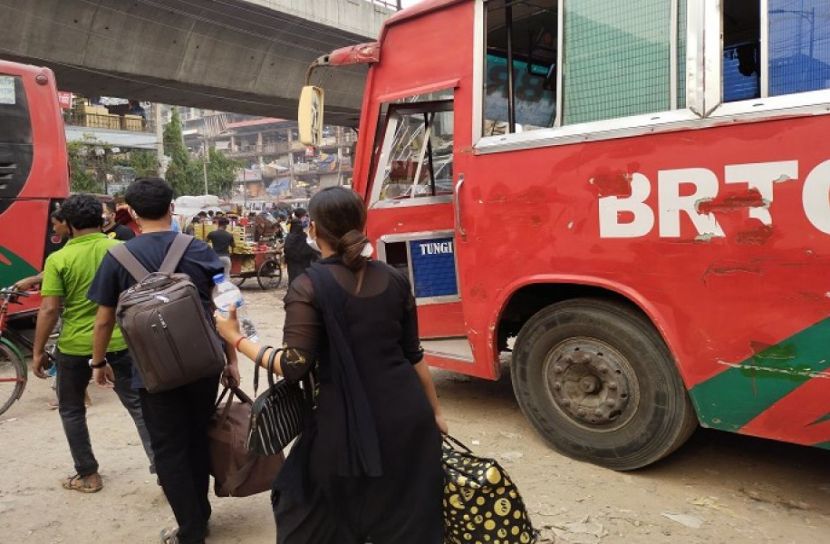 ঢাকা ছেড়েছে ১৭ লাখ মানুষ
