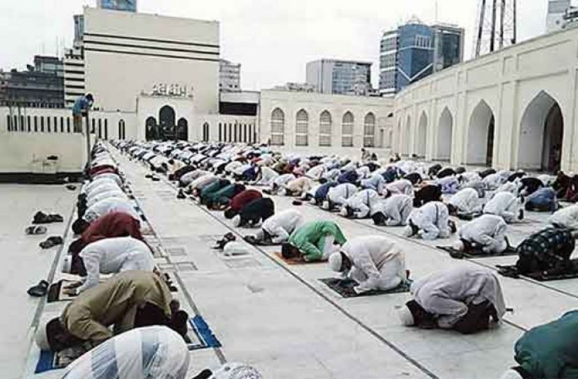 জাতীয় মসজিদে ঈদের তৃতীয় জামাত অনুষ্ঠিত