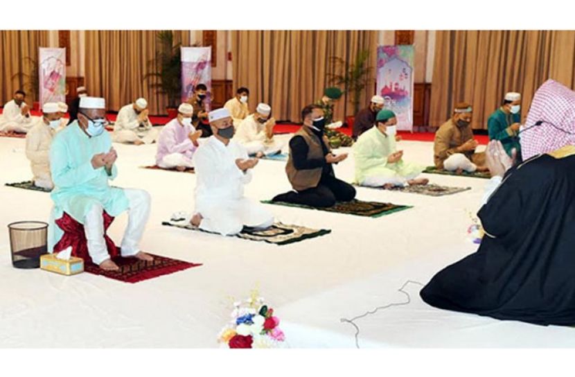 ‘আত্মত্যাগের মানসিকতা সঞ্চারিত করে কোরবানি’
