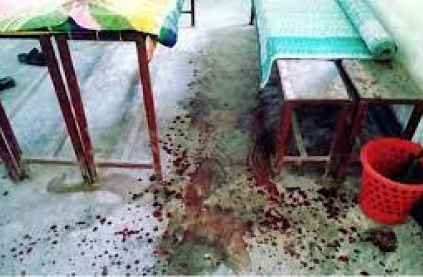 মিরসরাইয়ে বিদ্যালয়ের প্রহরীরকে কুপিয়ে জখম
