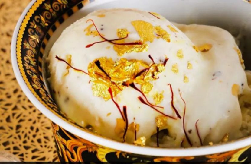 চেখে নিন সোনা দিয়ে তৈরি আইসক্রিম