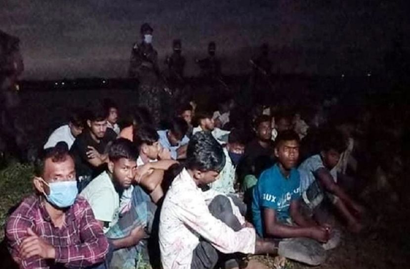 নরসিংদীতে অস্ত্রসহ ৪৬ কিশোর আটক