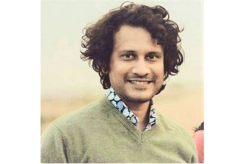আমরা মরছি, তোমরা বেড়াচ্ছ মহাকাশে?
