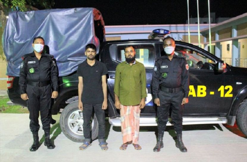 ইয়াবাসহ ৪ শীর্ষ মাদক কারবারি গ্রেফতার