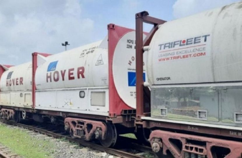 বাংলাদেশে এলো আরও ২০০ টন অক্সিজেন