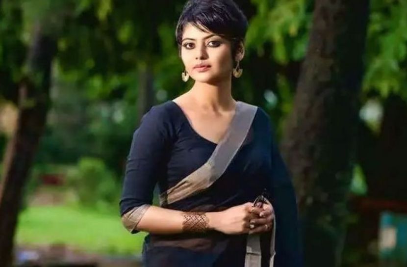 সায়নী ঘোষ