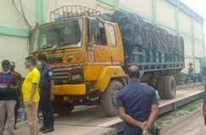 শেরপুরে পলিথিনসহ গ্রেফতার ১