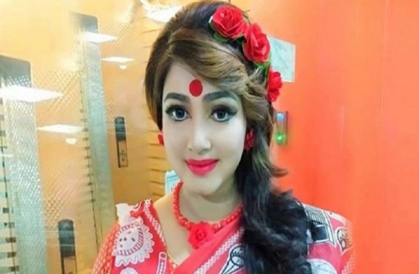 নায়িকা একার বাসা থেকে ইয়াবা-মদ-গাঁজা উদ্ধার