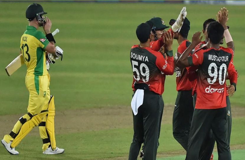 ভালো করার ‘উপায় খুঁজছে’ দিশেহারা অস্ট্রেলিয়া