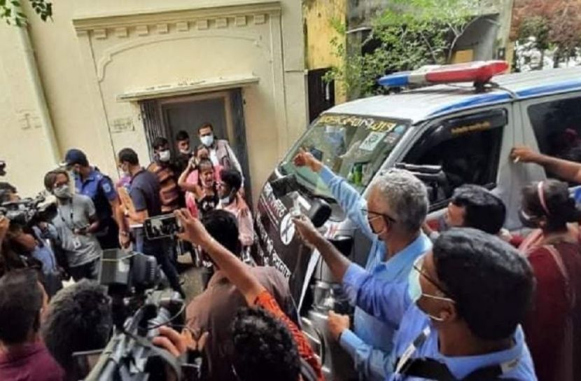 ২১ মরদেহ হস্তান্তর