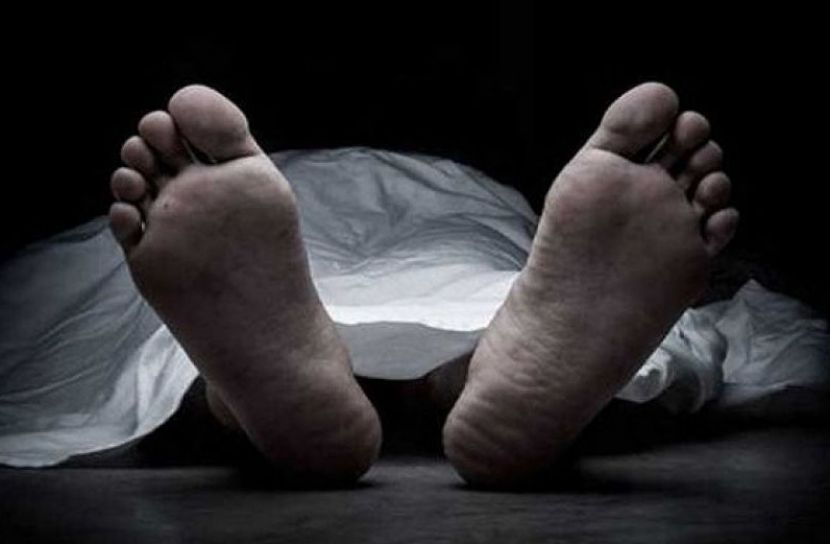 বিষাক্ত মদ পানে ৩ জনের মৃত্যু