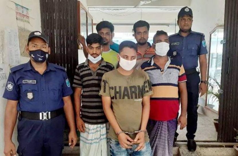 বোয়ালমারীতে ইয়াবাসহ মাদক কারবারি আটক 