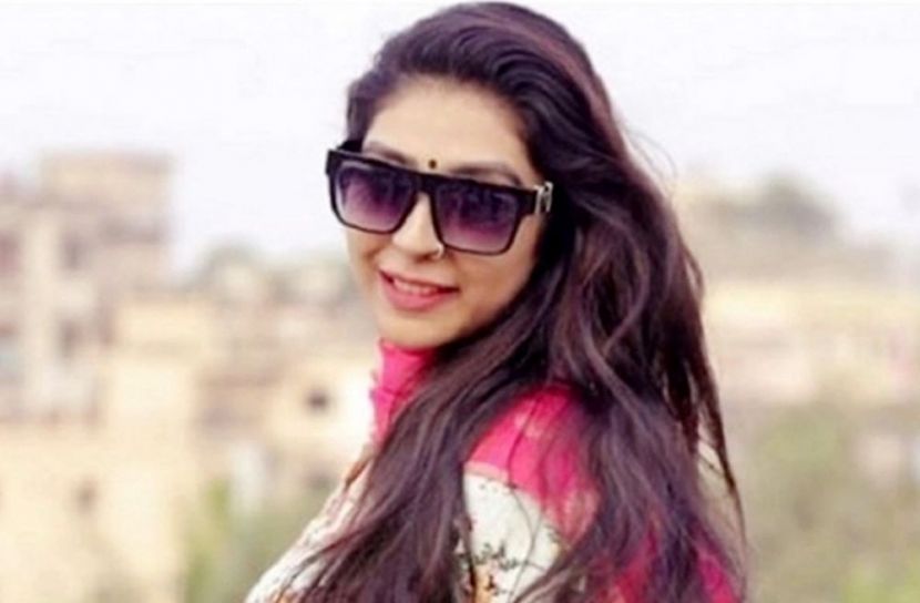 মডেল পিয়াসা কারাগারে