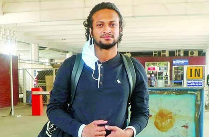 মধ্যরাতে দেশ ছাড়বেন সাকিব!