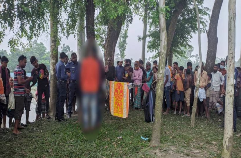 এক রশিতে দুই যুবকের ঝুলন্ত মরদেহ উদ্ধার
