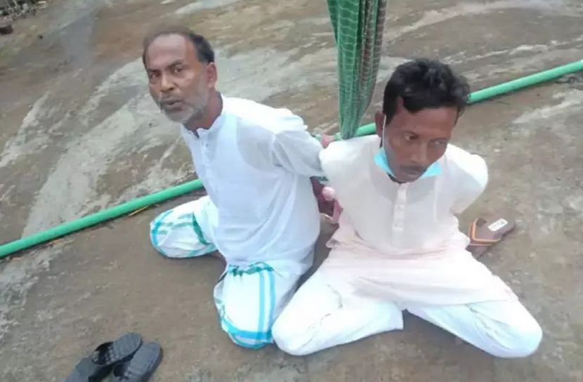 যৌতুক না দেয়ায় স্ত্রীর নানা-মামাকে হাত বেঁধে নির্যাতন